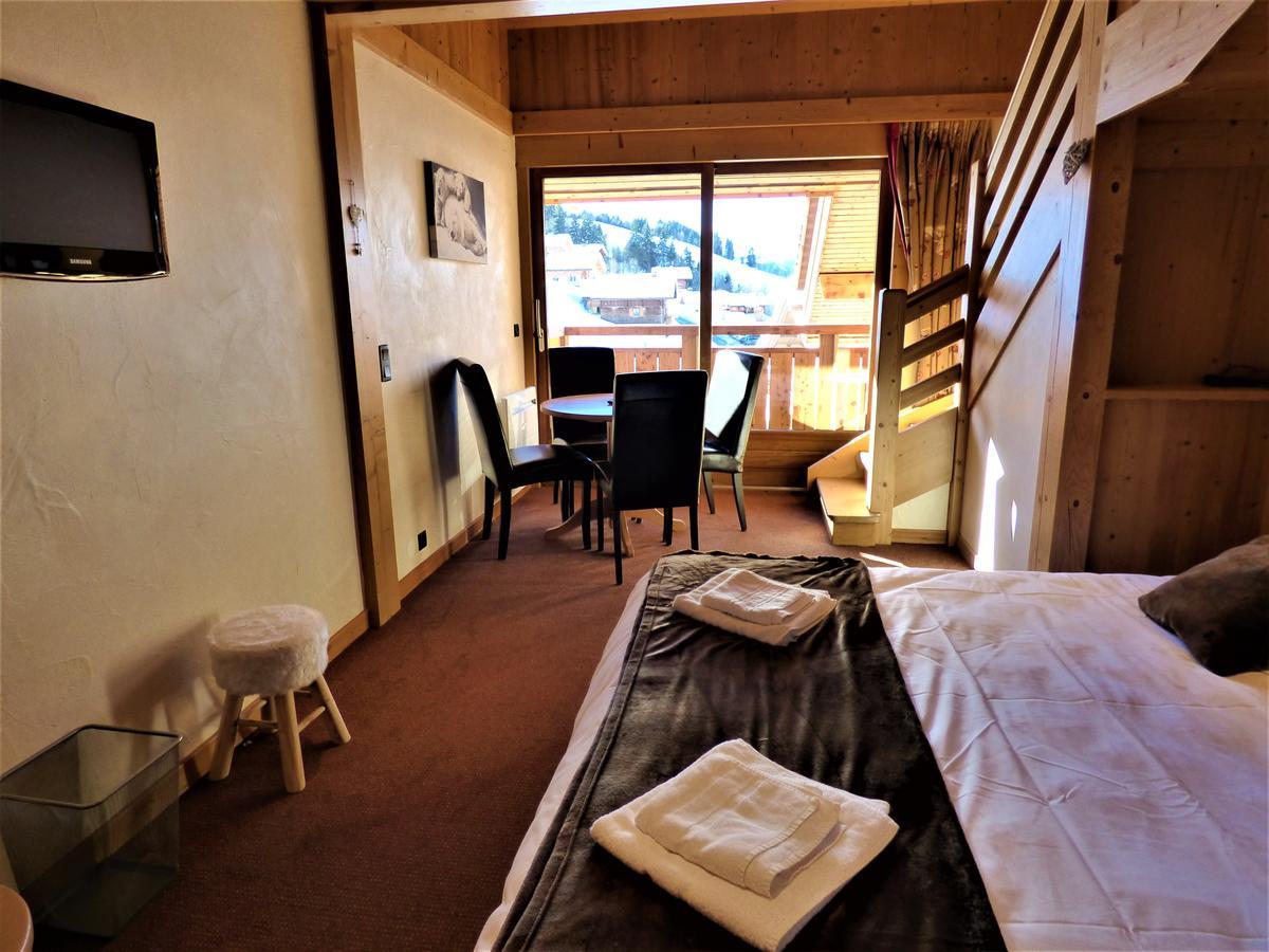 Hotel Les Flocons Le Grand-Bornand Exterior foto